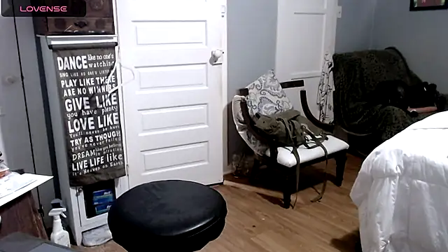 straightinyou online show from 03.23.25