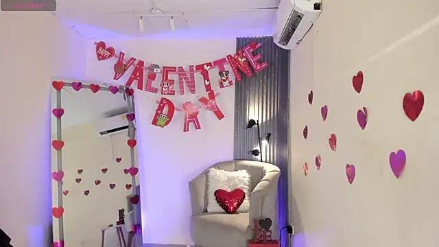 emma alice  online show from 02.15.25