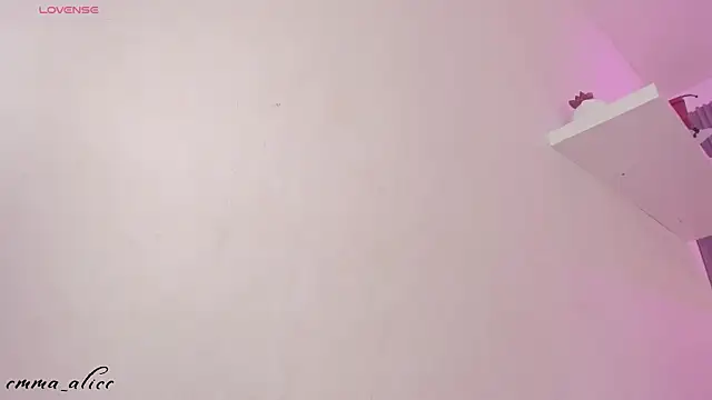 emma alice  online show from 10.02.25