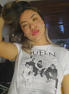 Karen San Miguel online show from 02.07.25