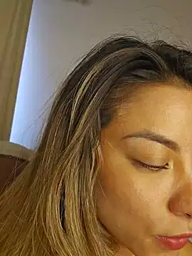 Karen San Miguel online show from 03.21.25