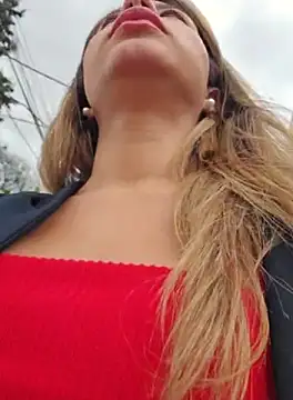 Karen San Miguel online show from 10.08.25