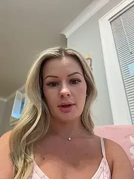 LoveShae  online show from 07.03.26