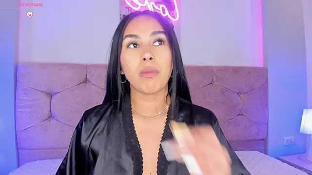 Cameliaa Smiith online show from 12.15.24