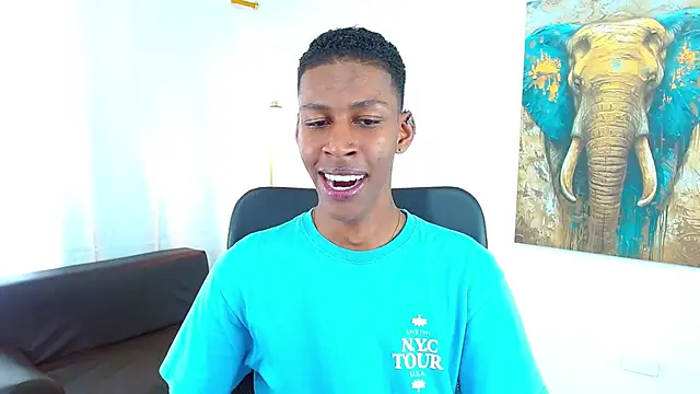 maiki18  online show from 11.26.25