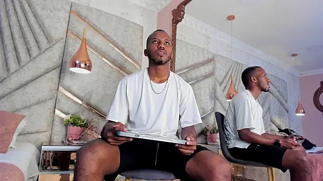 JamesParck online show from 03.20.25