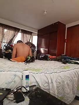 Snapshot of jperezofficial1 chatting on 11.20.25 jperezofficial1 online show from 11.20.25