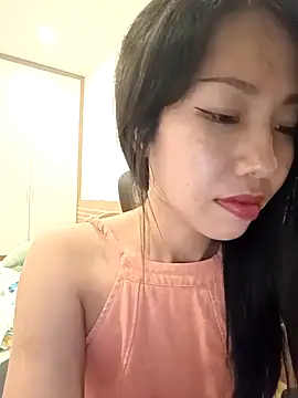 Snapshot of Sugar2k5 chatting on 01.19.25 Sugar2k5 online show from 01.19.25
