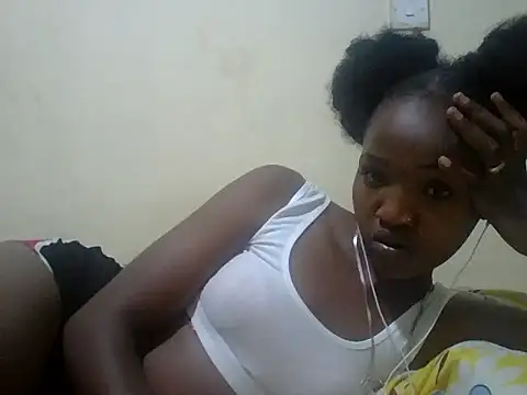 Snapshot of pretty_cool chatting on 01.19.25 pretty cool online show from 01.19.25