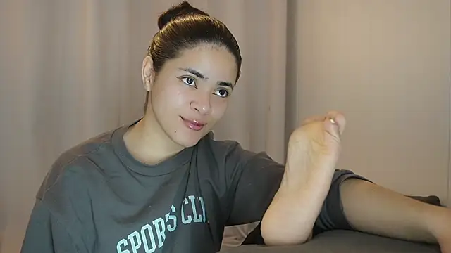 Feetgirl01 online show from 03.13.25