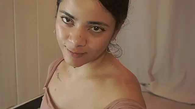 Feetgirl01 online show from 09.18.25