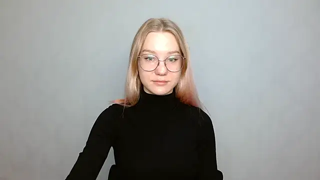 Snapshot of cindi_hot chatting on 01.07.25 cindi hot online show from 01.07.25