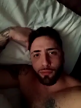 Snapshot of 1ninefellababy chatting on 03.10.25 1ninefellababy online show from 03.10.25