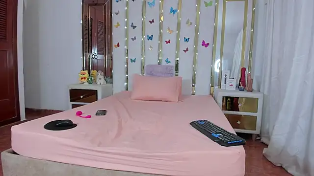 AnyelaGitanaMature online show from 11.29.25