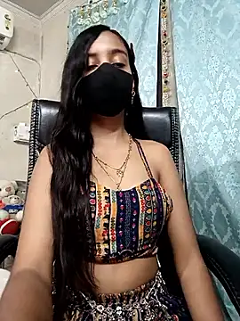 Snapshot of Parinaaz18 chatting on 10.23.25 Parinaaz18 online show from 10.23.25