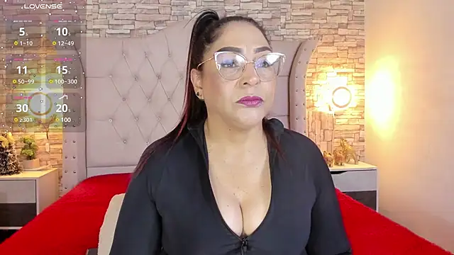 Gina Myers online show from 01.11.25