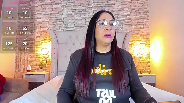 Gina Myers online show from 03.11.25