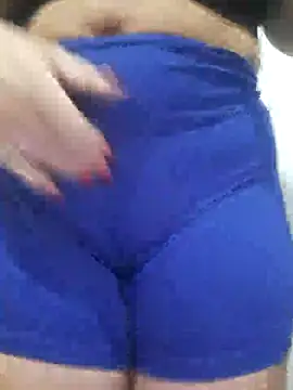 Snapshot of AmandaS2k chatting on 09.10.25 AmandaS2k online show from 09.10.25