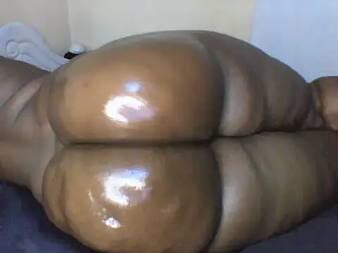 Snapshot of Gorgeous_ass20 chatting on 11.20.25 Gorgeous ass20 online show from 11.20.25