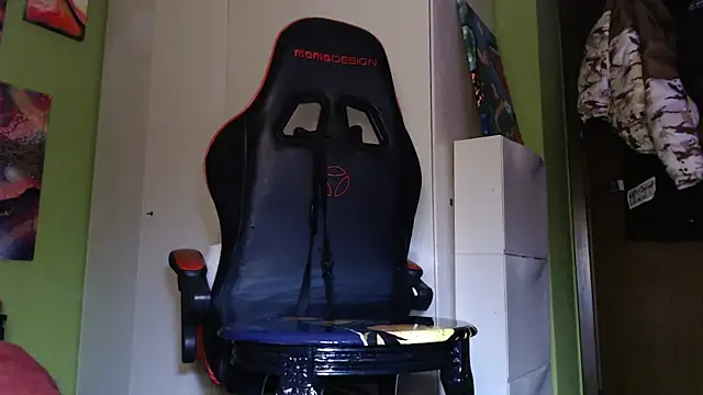 Snapshot of MASTERMONEY chatting on 12.29.24 MASTERMONEY online show from 12.29.24