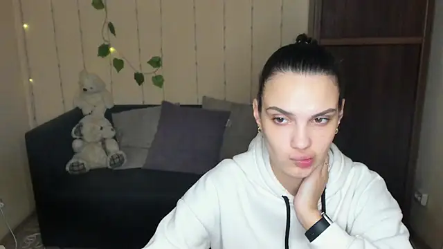 Aminakisuliawolf online show from 01.07.25