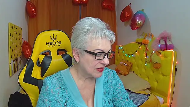 KayleSmoll online show from 03.23.25