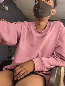 richardjames95 online show from 12.04.25