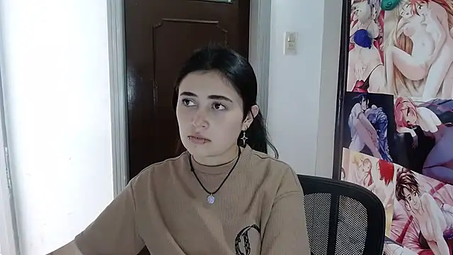 Snapshot of Nylaahh_ chatting on 10.13.25 Nylaahh  online show from 10.13.25