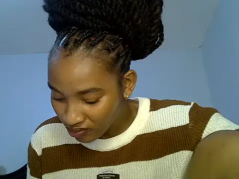 Snapshot of cute-alexis chatting on 06.08.26 cute-alexis online show from 06.08.26