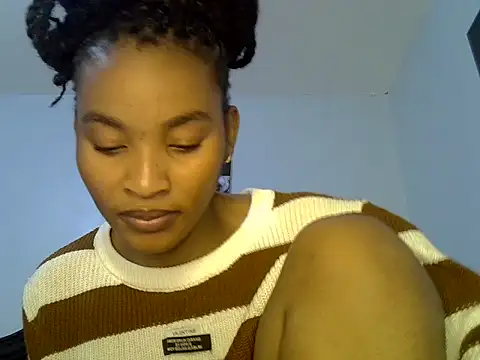 Snapshot of cute-alexis chatting on 06.16.26 cute-alexis online show from 06.16.26