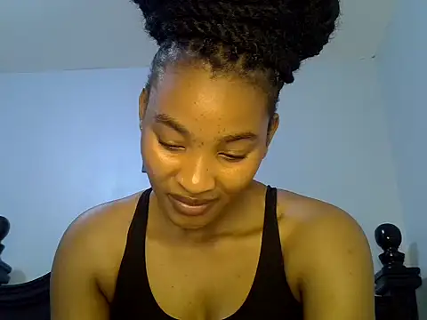 Snapshot of cute-alexis chatting on 06.24.26 cute-alexis online show from 06.24.26