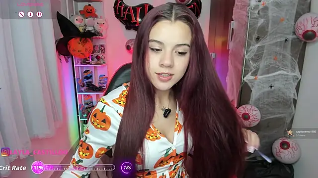 Layla castilloo online show from 10.17.25