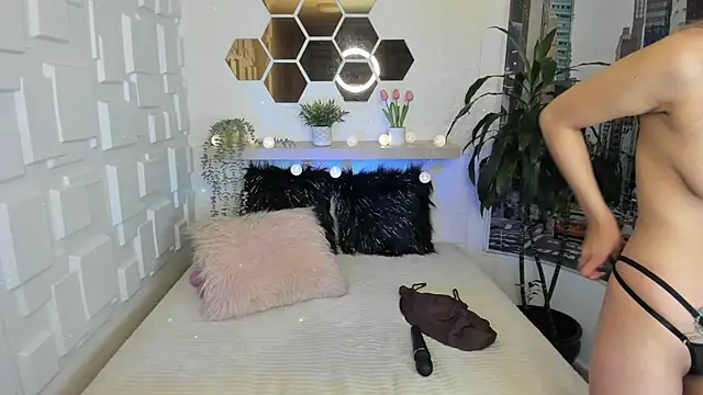 Esteff  o2 online show from 02.05.25