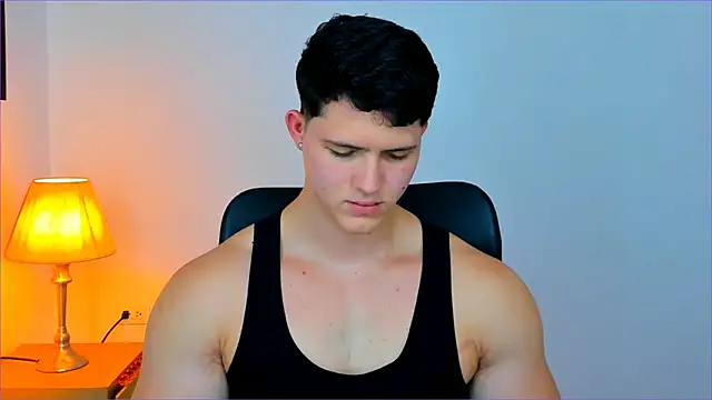 Hazzan Velez online show from 02.12.25