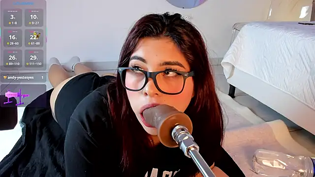 Danna adams01 online show from 02.25.25