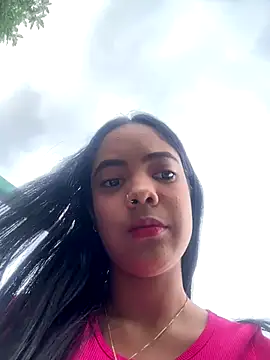 Snapshot of NAUGHTY_LITTLE_18 chatting on 10.27.25 NAUGHTY LITTLE 18 online show from 10.27.25