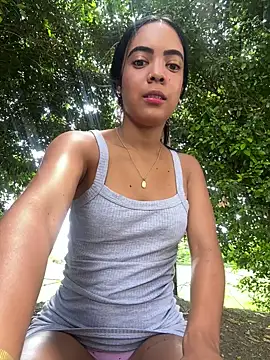 NAUGHTY LITTLE 18 online show from 04.11.26