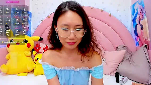 Snapshot of Nao__Chan_ chatting on 01.18.25 Nao Chan online show from 01.18.25