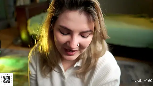 Snapshot of Xanthey chatting on 03.18.25 Xanthey online show from 03.18.25