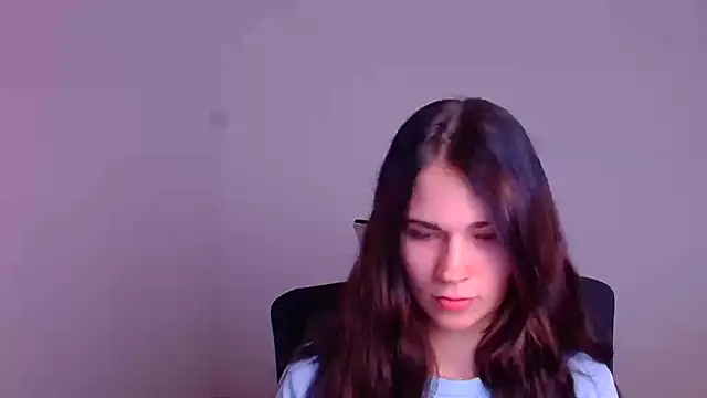 Loon Amore online show from 01.07.25