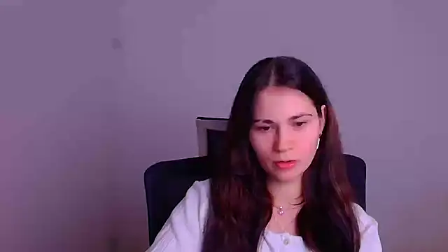 Loon Amore online show from 01.11.25