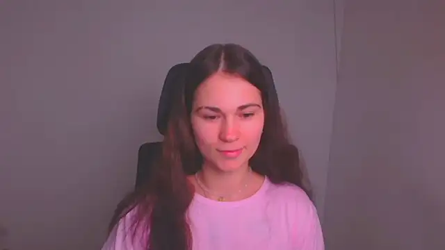 Loon Amore online show from 02.10.25