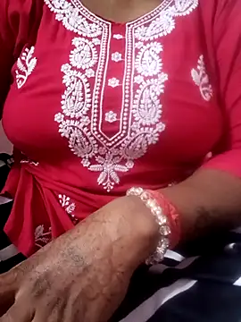 Snapshot of Priya-89 chatting on 09.28.25 Priya-89 online show from 09.28.25