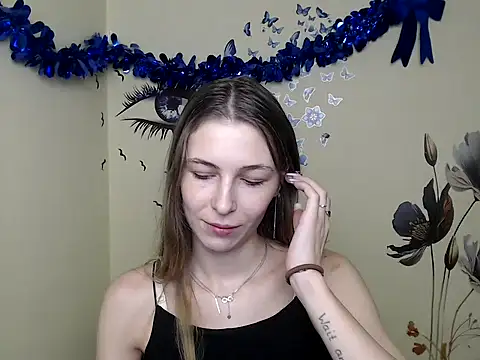 StrangerGi online show from 01.15.25