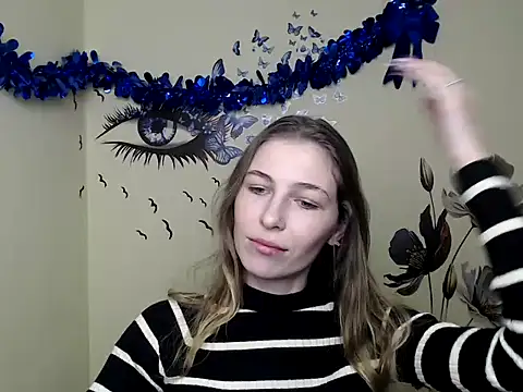 StrangerGi online show from 01.22.25