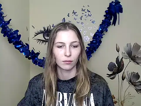 StrangerGi online show from 02.10.25