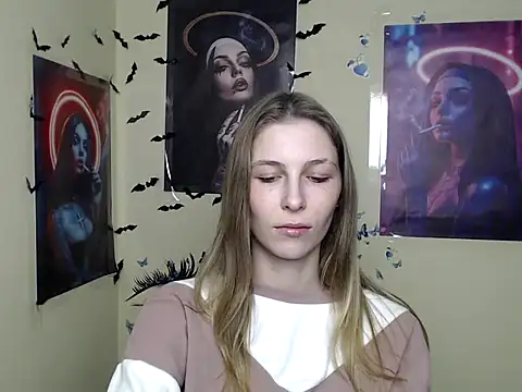 StrangerGi online show from 03.10.25