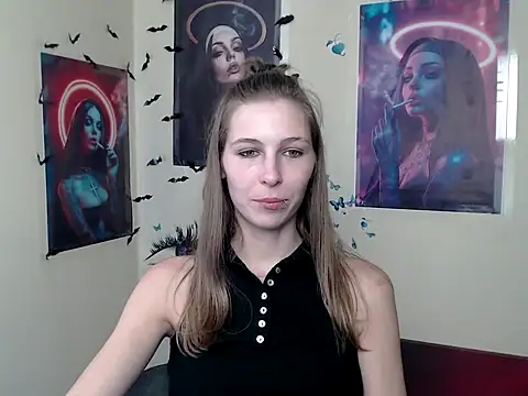 StrangerGi online show from 09.19.25