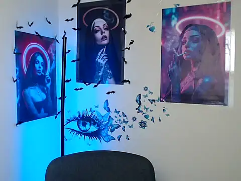 StrangerGi online show from 10.10.25