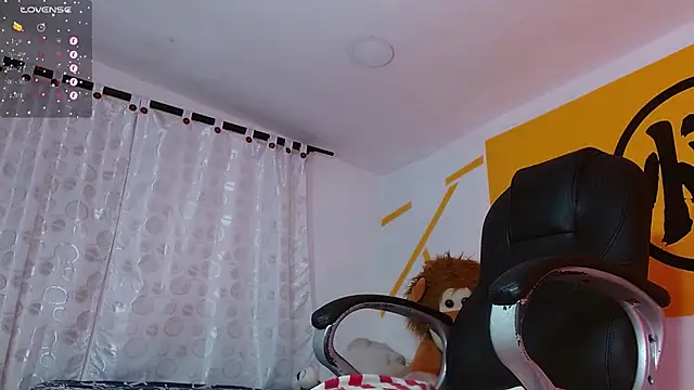 Snapshot of Matthew_Boy_ chatting on 02.05.25 Matthew Boy  online show from 02.05.25